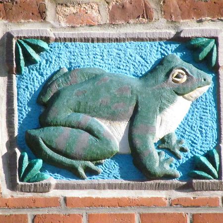Apartments Im Froschhaus Mit Fruehstueckskuechen 腓特烈 客房 照片