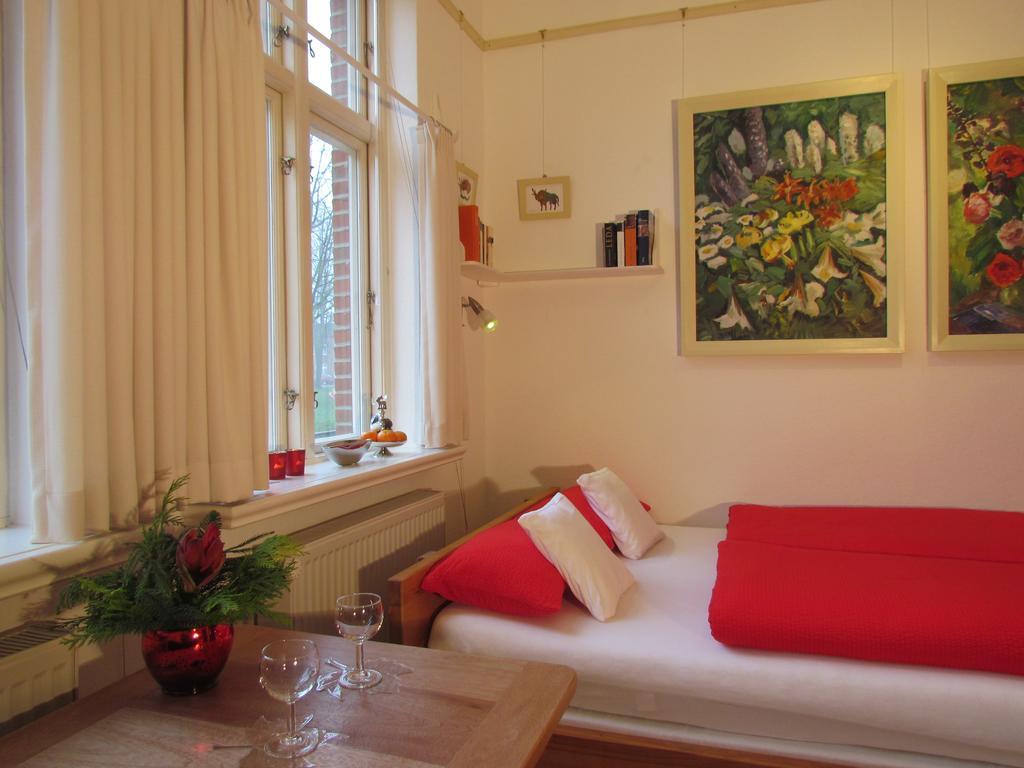Apartments Im Froschhaus Mit Fruehstueckskuechen 腓特烈 客房 照片